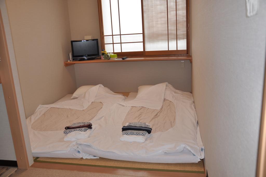 Family Inn Saiko Токио Екстериор снимка